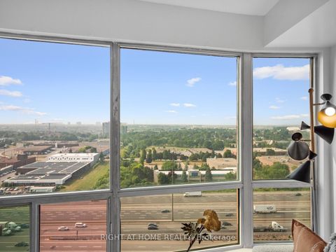 Photo 13 at 2013 - 18 Lee Centre Drive, Woburn, Toronto