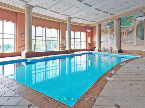 Photo 33 at 2013 - 18 Lee Centre Drive, Woburn, Toronto