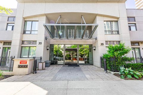 Photo 1 at 918 - 35 Hollywood Avenue, Willowdale East, Toronto