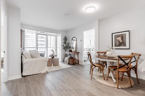 Photo 7 at 918 - 35 Hollywood Avenue, Willowdale East, Toronto