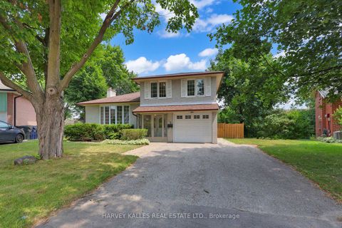 Photo 1 at 16 Wedgeport Place, Willowdale East, Toronto