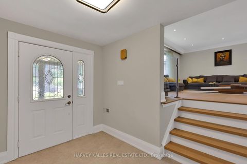 Photo 4 at 16 Wedgeport Place, Willowdale East, Toronto