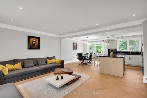 Photo 10 at 16 Wedgeport Place, Willowdale East, Toronto