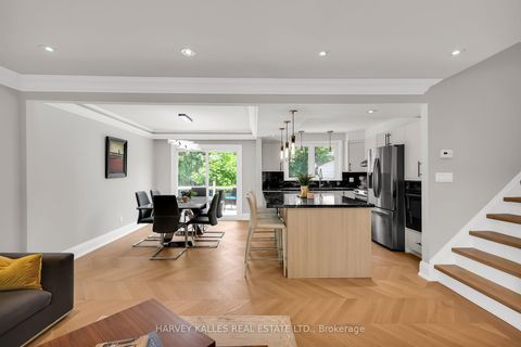 Photo 11 at 16 Wedgeport Place, Willowdale East, Toronto
