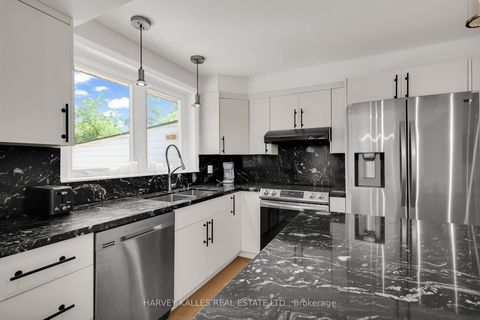 Photo 17 at 16 Wedgeport Place, Willowdale East, Toronto