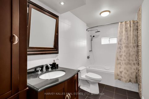 Photo 26 at 16 Wedgeport Place, Willowdale East, Toronto