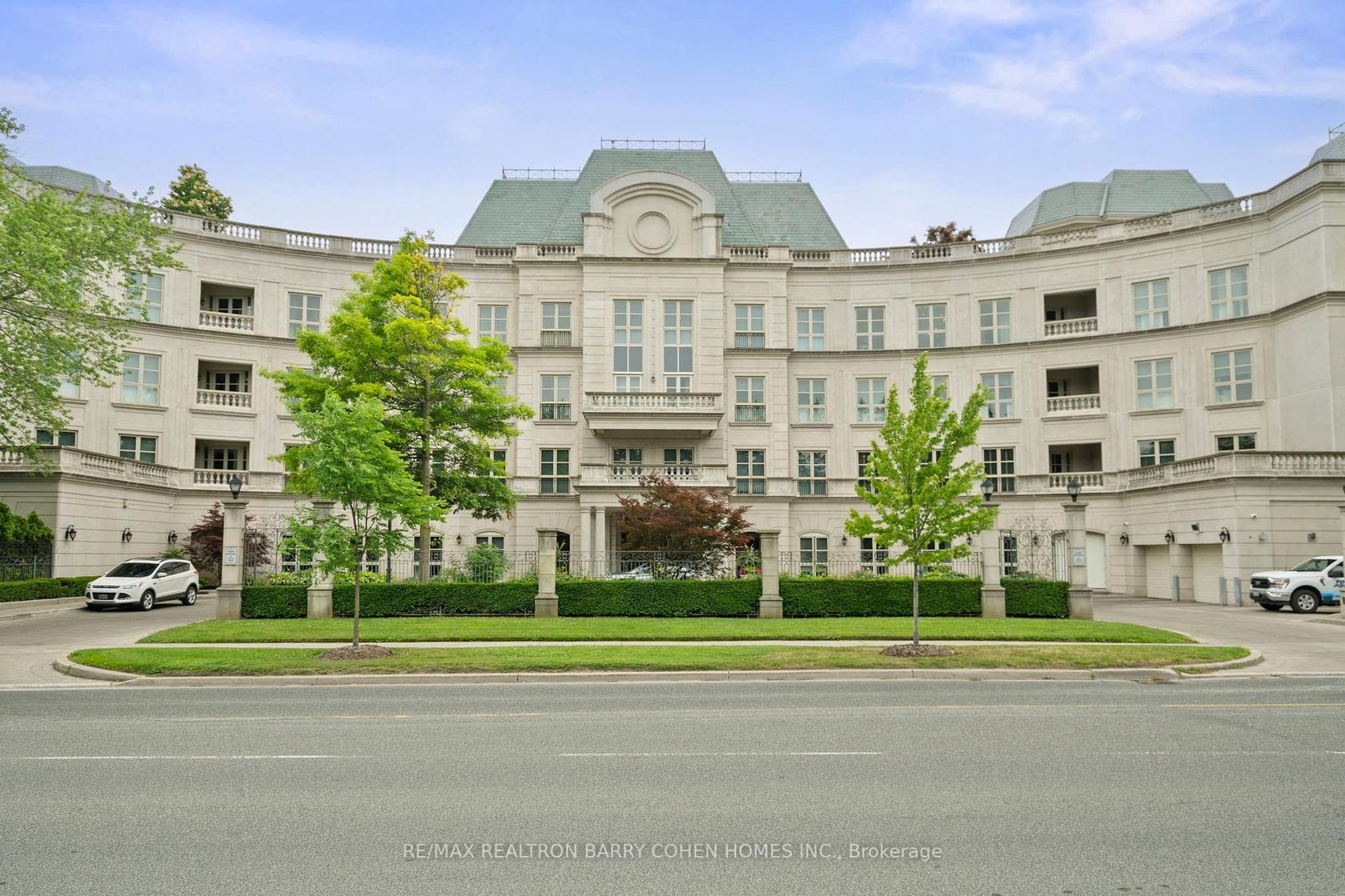 206 - 1 Post Road, York Mills, Toronto 