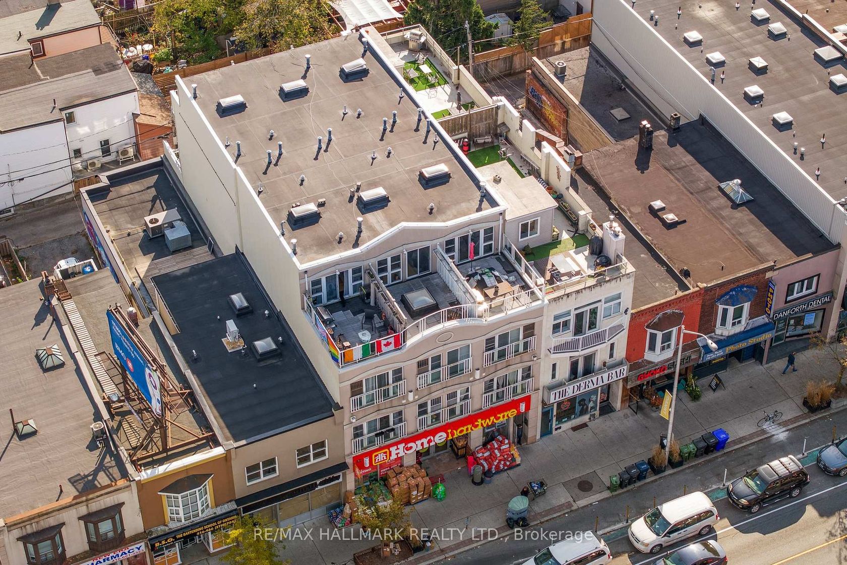 2151 Danforth Avenue, Danforth, Toronto 