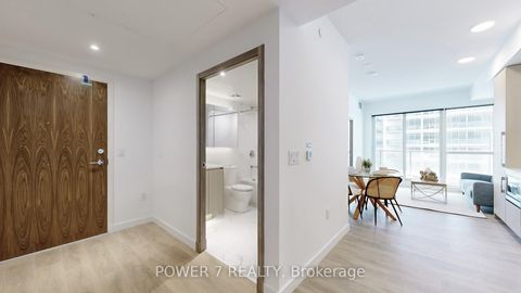 Photo 5 at 715 - 27 McMahon Drive, Bayview Village, Toronto