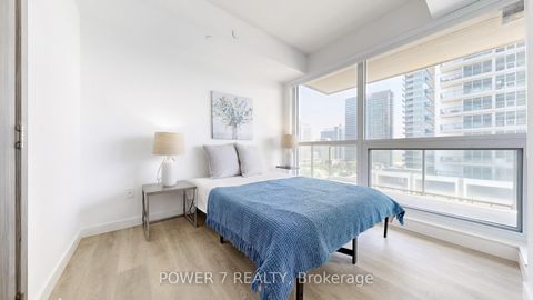 Photo 11 at 715 - 27 McMahon Drive, Bayview Village, Toronto