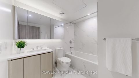 Photo 14 at 715 - 27 McMahon Drive, Bayview Village, Toronto