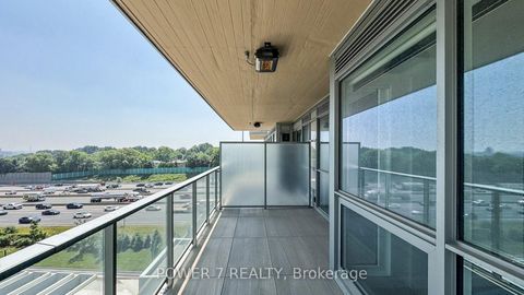Photo 19 at 715 - 27 McMahon Drive, Bayview Village, Toronto