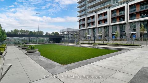 Photo 32 at 715 - 27 McMahon Drive, Bayview Village, Toronto