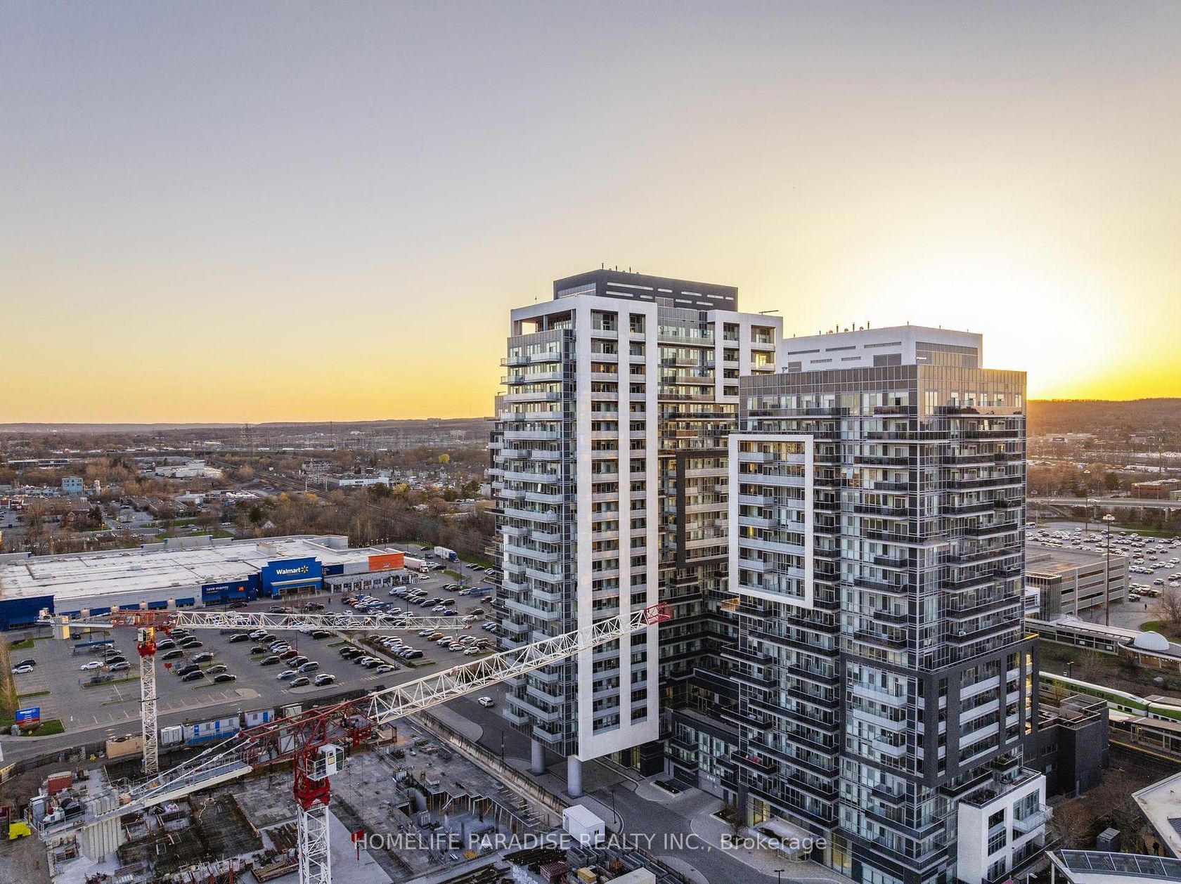 1407 - 2087 Fairview Street, Freeman, Burlington 