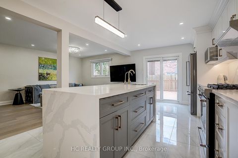 Photo 18 at 116 Westhampton Drive, Brownridge, Vaughan