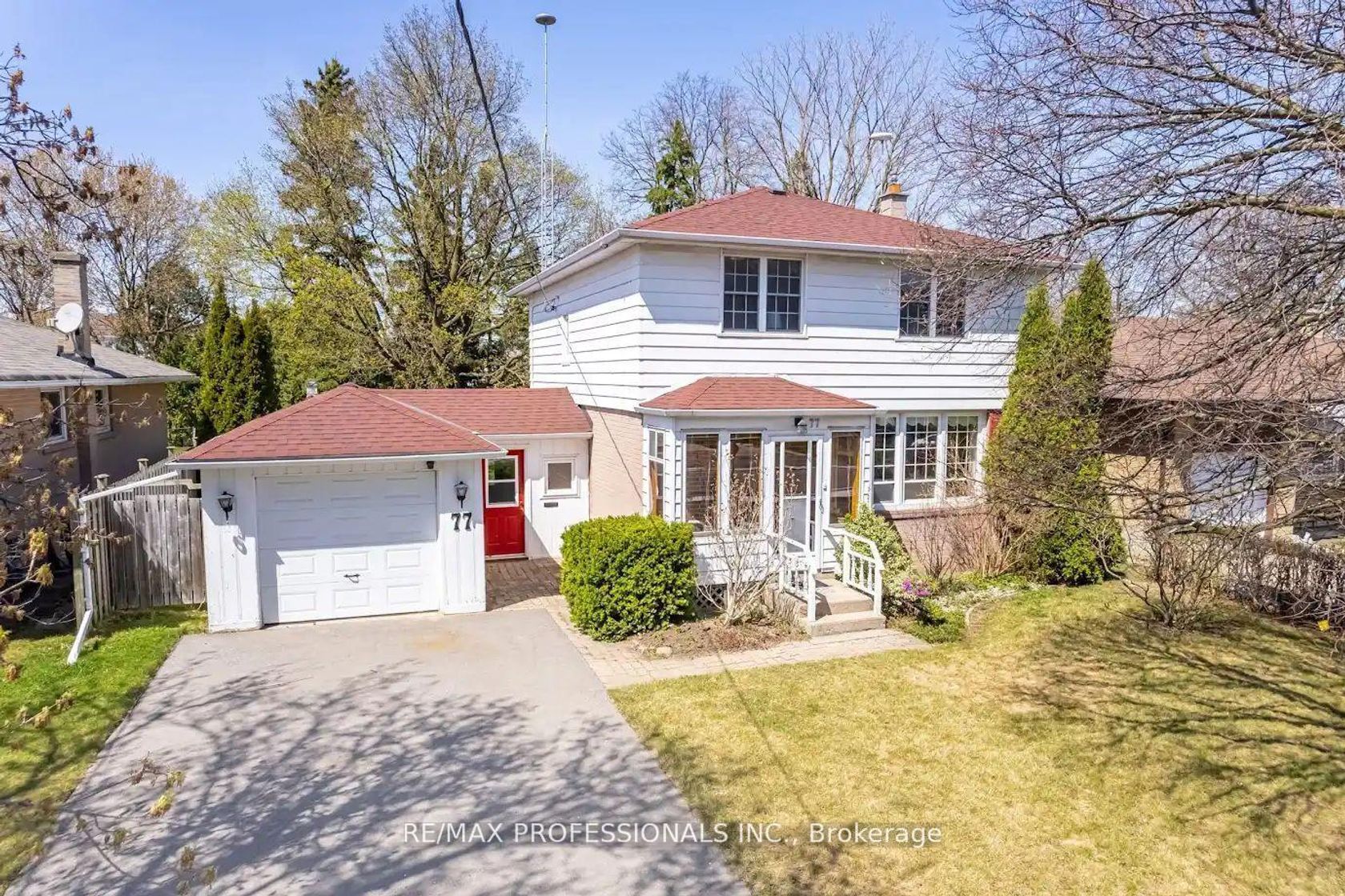 77 Bedford Park Avenue, Crosby, Richmond Hill 