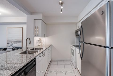 Photo 10 at 2007 - 83 Borough Drive, Bendale, Toronto