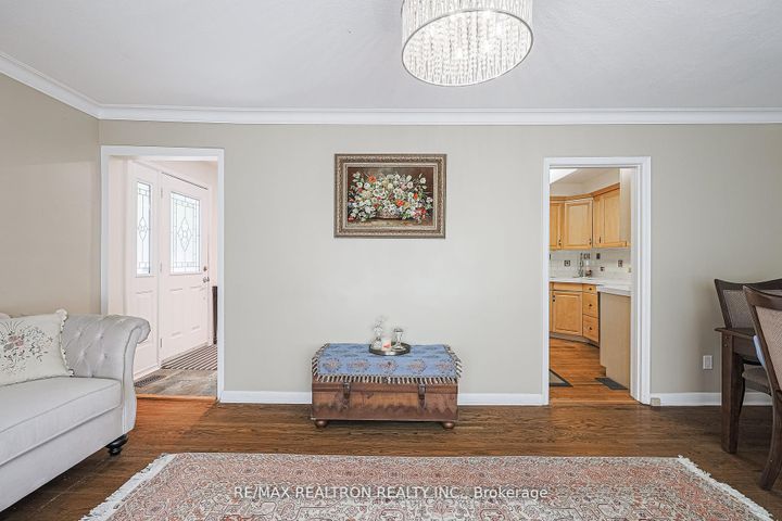 Photo 6 at 46 Meadowview Avenue, Grandview, Markham