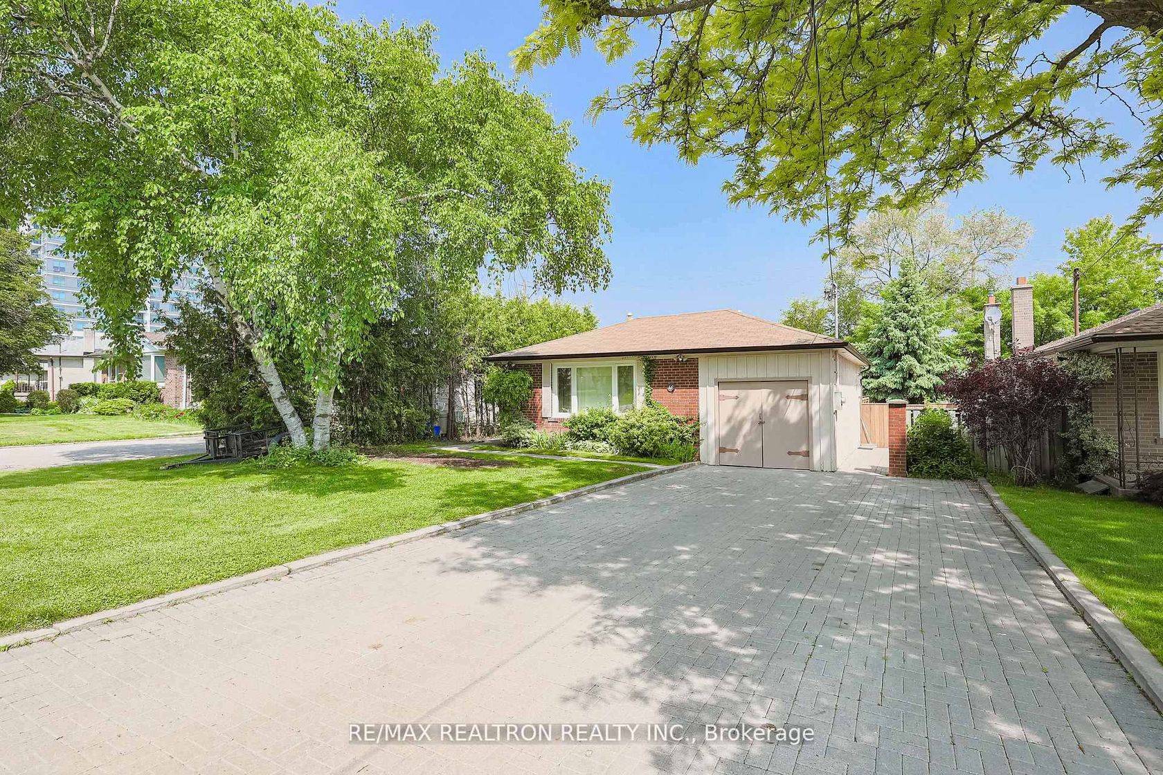 46 Meadowview Avenue, Grandview, Markham 2