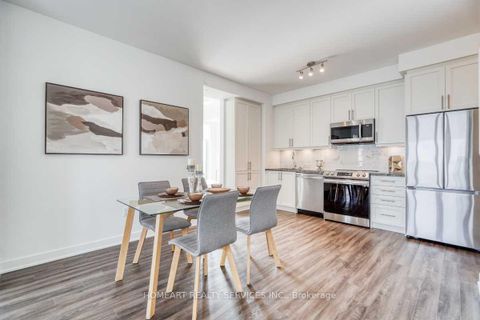 Photo 8 at 1610 - 95 Oneida Crescent, Langstaff, Richmond Hill