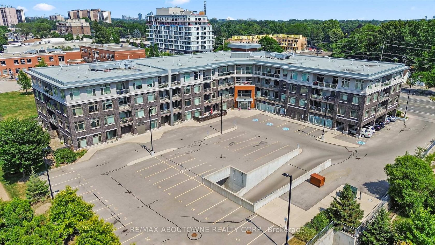 322 - 457 Plains Road E, LaSalle, Burlington 