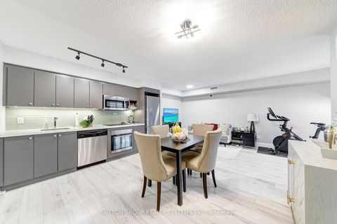 Photo 7 at 421 - 565 Wilson Avenue, Clanton Park, Toronto