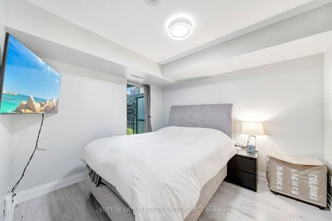 Photo 9 at 421 - 565 Wilson Avenue, Clanton Park, Toronto