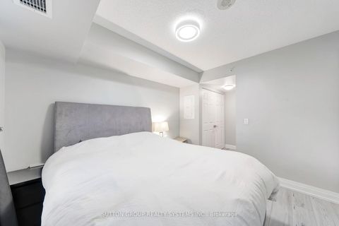Photo 10 at 421 - 565 Wilson Avenue, Clanton Park, Toronto