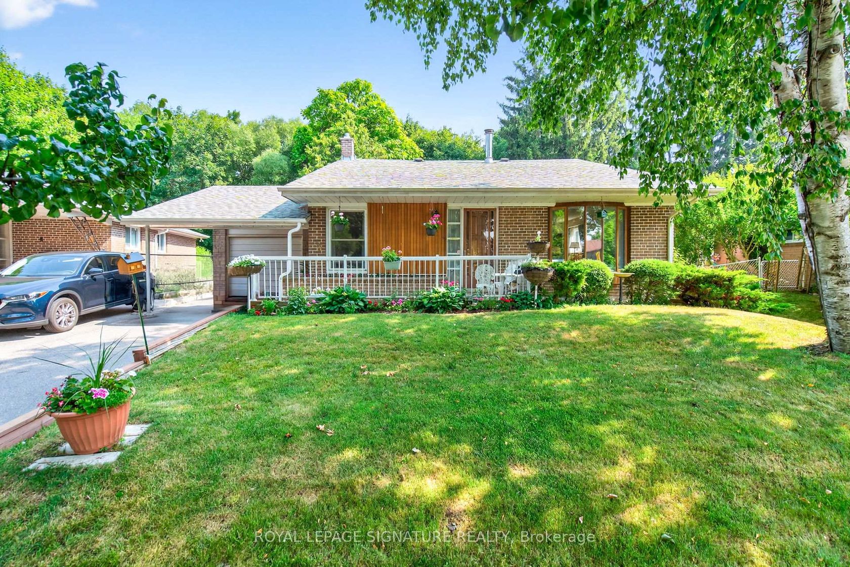 3 Samson Crescent, Woburn, Toronto 