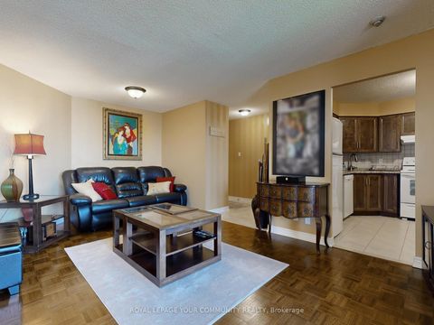 Photo 4 at 1611 - 61 Markbrook Lane, Jamestown, Toronto