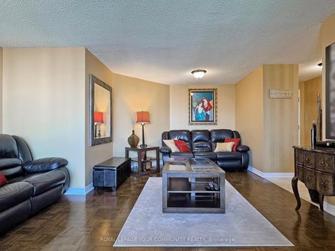 Photo 6 at 1611 - 61 Markbrook Lane, Jamestown, Toronto
