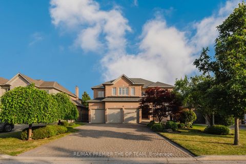 Photo 1 at 77 Malden Street, East Woodbridge, Vaughan