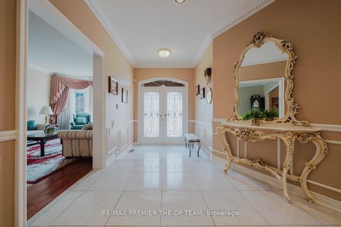 Photo 4 at 77 Malden Street, East Woodbridge, Vaughan