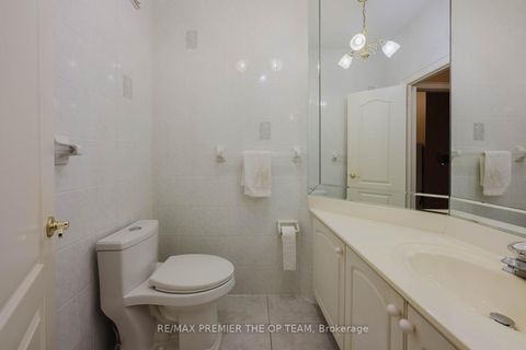 Photo 6 at 77 Malden Street, East Woodbridge, Vaughan