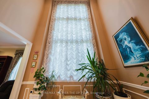 Photo 15 at 77 Malden Street, East Woodbridge, Vaughan