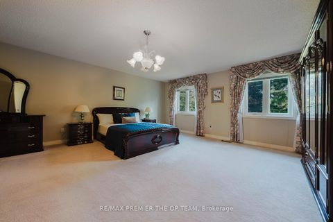 Photo 24 at 77 Malden Street, East Woodbridge, Vaughan