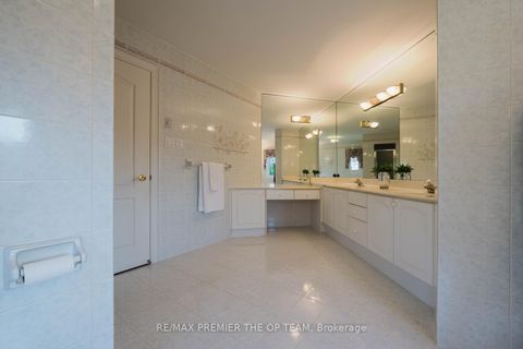Photo 27 at 77 Malden Street, East Woodbridge, Vaughan