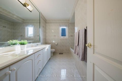 Photo 32 at 77 Malden Street, East Woodbridge, Vaughan
