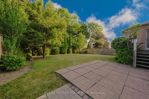 Photo 41 at 77 Malden Street, East Woodbridge, Vaughan