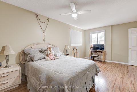 Photo 11 at 55 ETHERINGTON Crescent, West Bayfield, Barrie Photo 11 at 55 ETHERINGTON Crescent, West Bayfield, Barrie