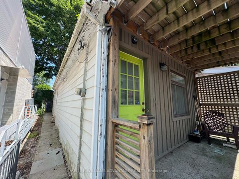 Photo 11 at 587 Craven Road, Coxwell, Toronto