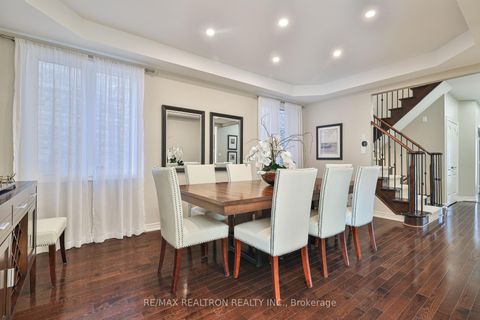 Photo 8 at 42 Southvale Drive, Patterson, Vaughan