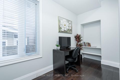 Photo 11 at 540 Dufferin Street, Little Portugal, Toronto