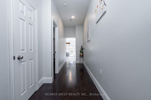 Photo 14 at 540 Dufferin Street, Little Portugal, Toronto