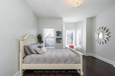 Photo 22 at 540 Dufferin Street, Little Portugal, Toronto