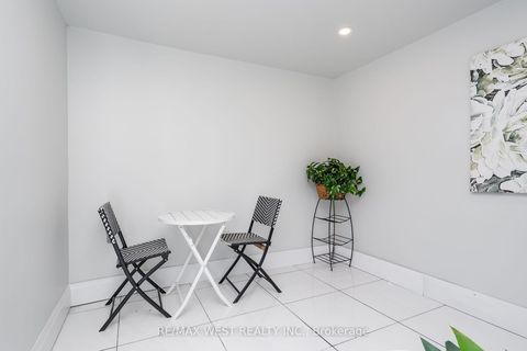 Photo 34 at 540 Dufferin Street, Little Portugal, Toronto