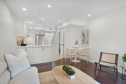 Photo 15 at 107 - 262 St Helens Avenue, Dufferin Grove, Toronto