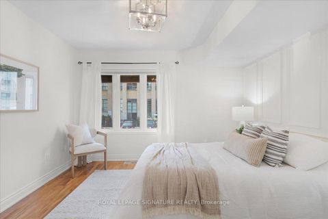 Photo 19 at 107 - 262 St Helens Avenue, Dufferin Grove, Toronto