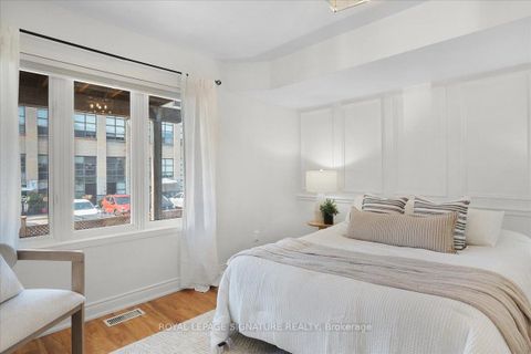 Photo 20 at 107 - 262 St Helens Avenue, Dufferin Grove, Toronto