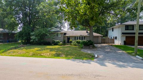 Photo 3 at 548 Swann Drive, WO West, Oakville